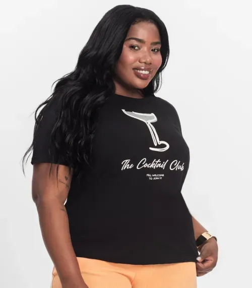 Camiseta Plus Size em Meia Malha Secret Glam Preto