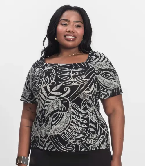Blusa Manga Curta Plus Size Secret Glam Preto